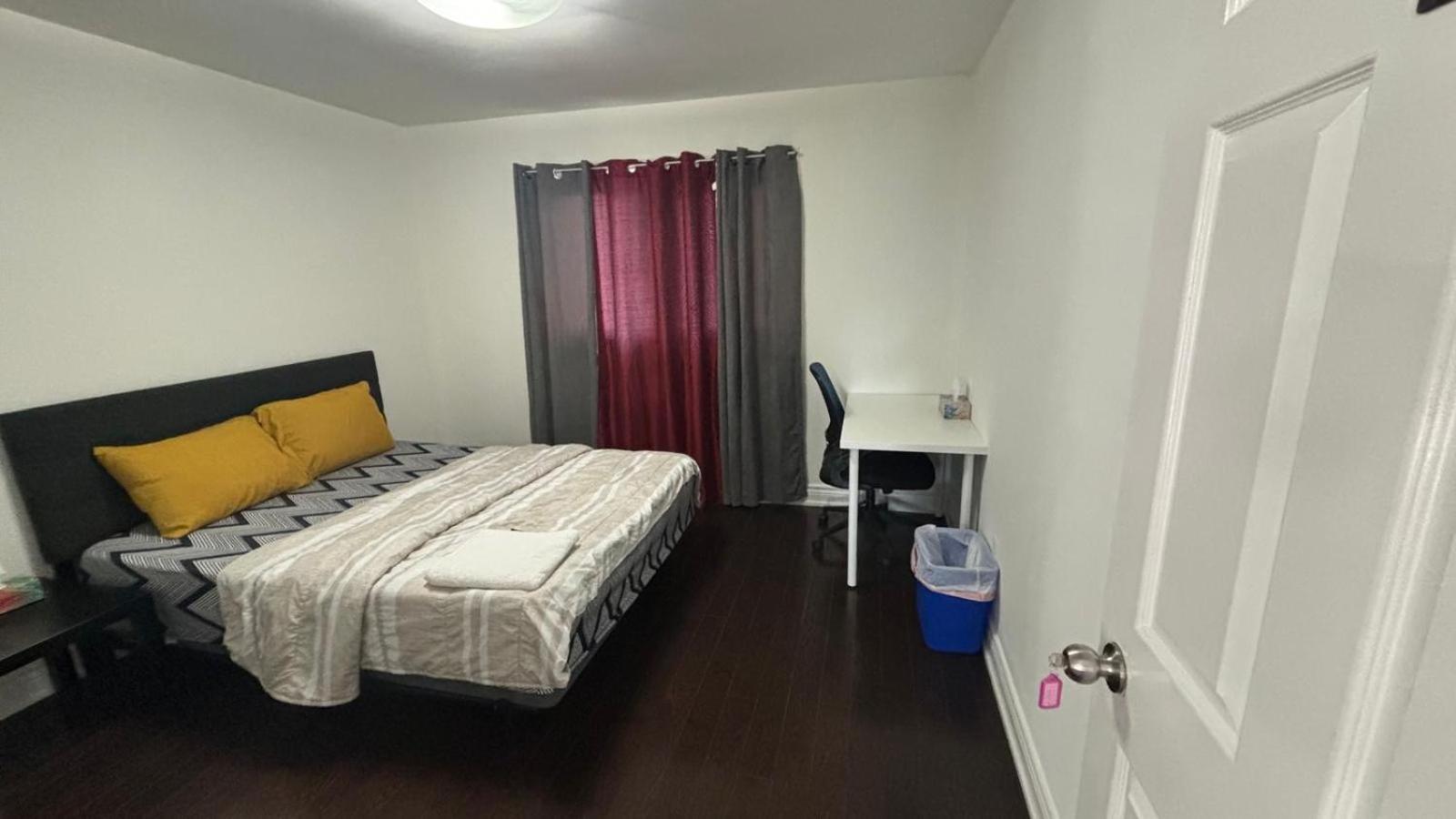 Hollywell Apartment Mississauga Bagian luar foto